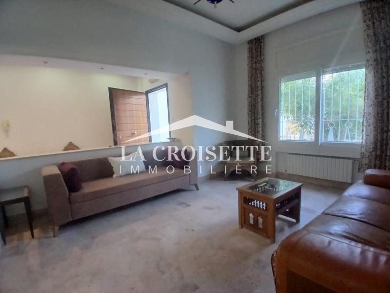 Rez-de-chaussée de villa meublé S+3 avec jardin à Carthage